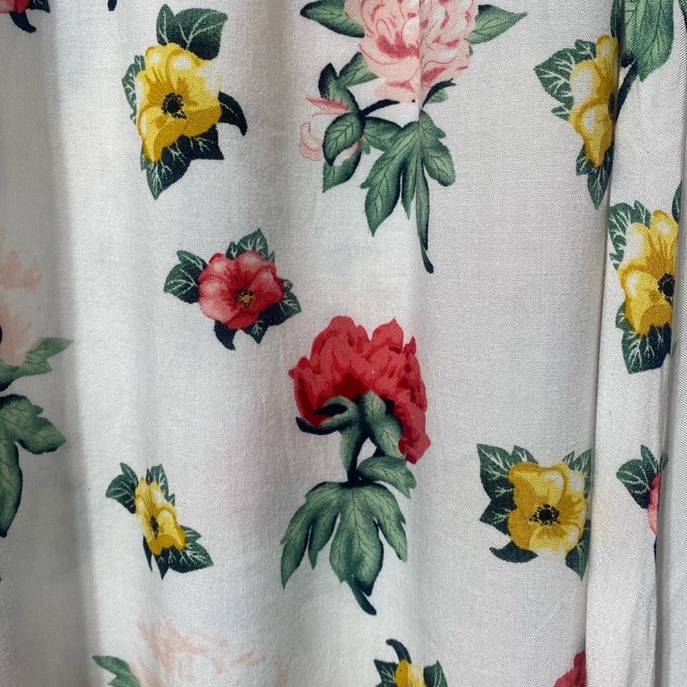 H&M Coachella  Maxi Dress - White with Red Accents - Picture 6 of 11
